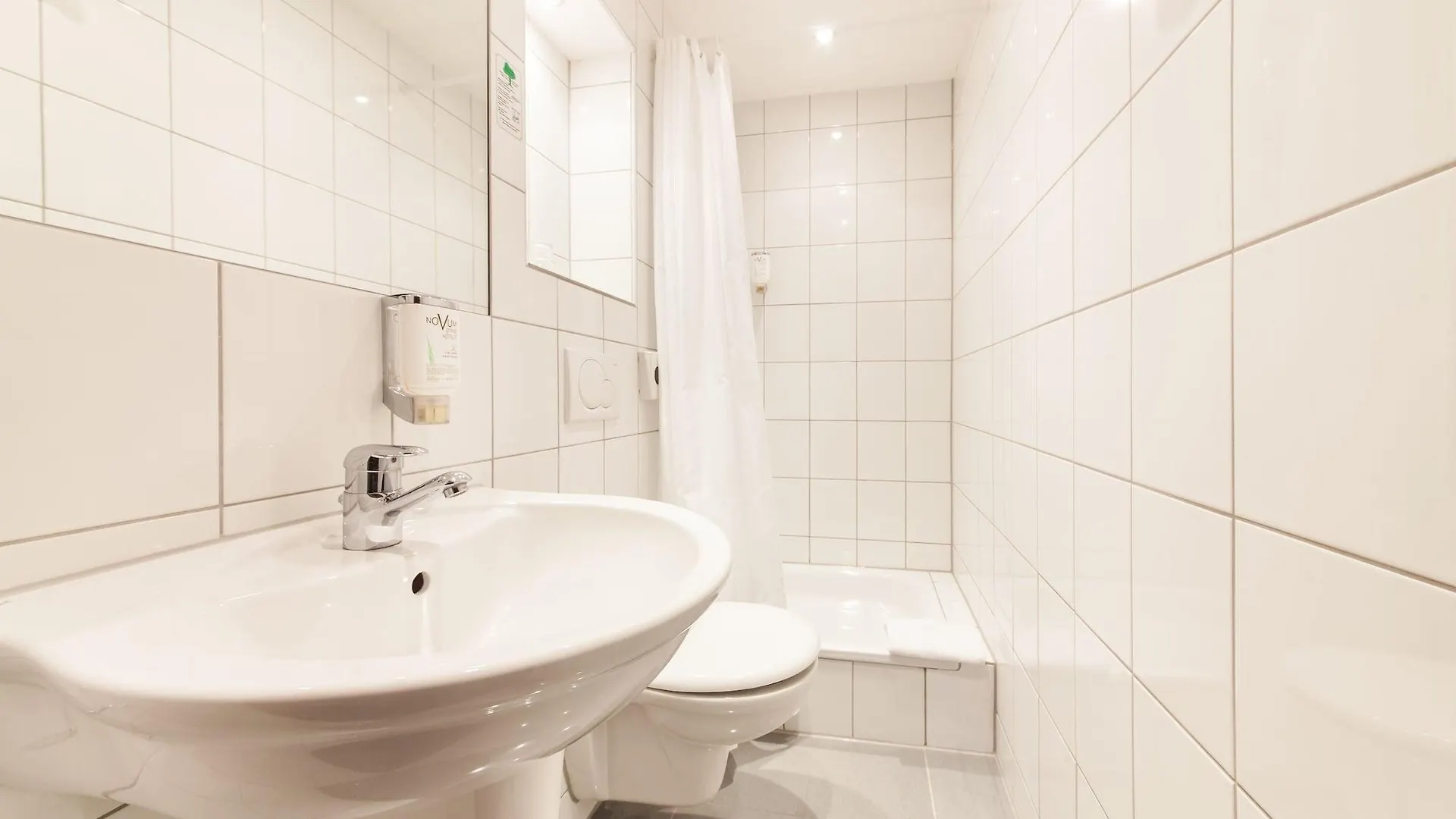 Hotel Maxim Düsseldorf City